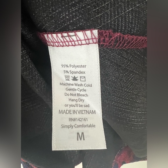 New! Lularoe Madison Circle Swing Skirt in Navy Red Magenta Pink Floral - Picture 4 of 5